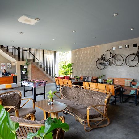 Reddoorz Syariah Near Lombok Epicentrum Mall Матарам Экстерьер фото