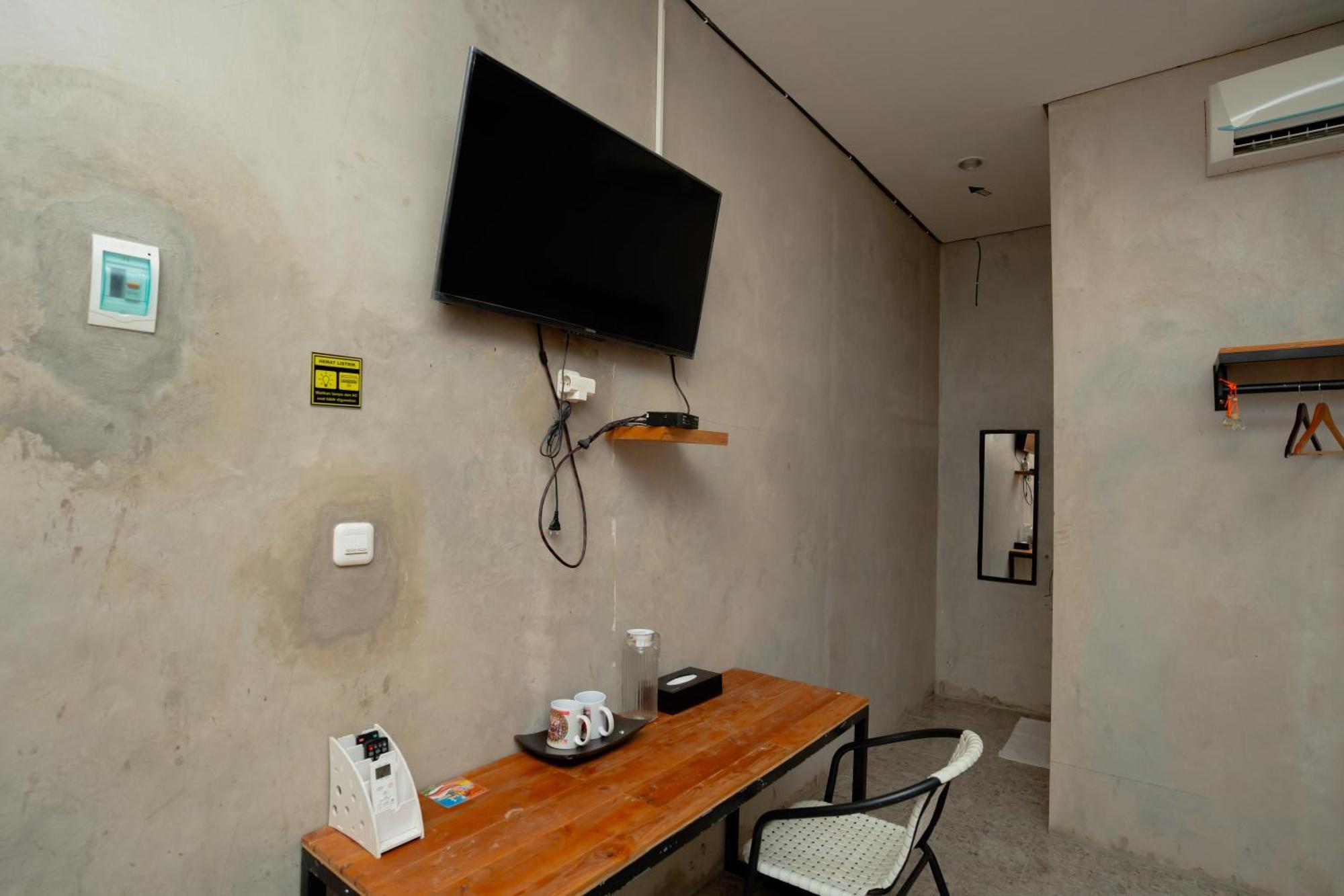 Reddoorz Syariah Near Lombok Epicentrum Mall Матарам Экстерьер фото