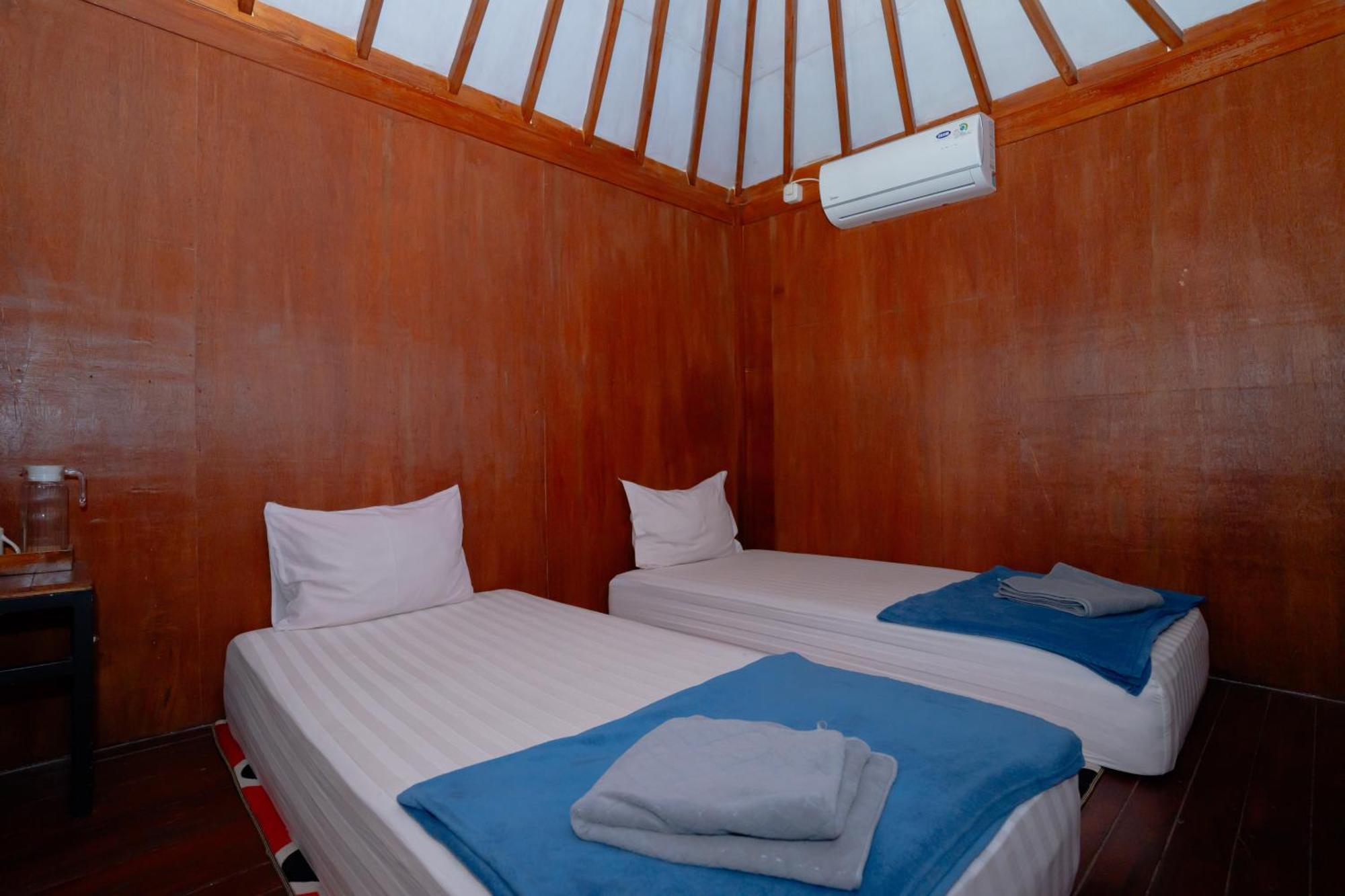 Reddoorz Syariah Near Lombok Epicentrum Mall Матарам Экстерьер фото