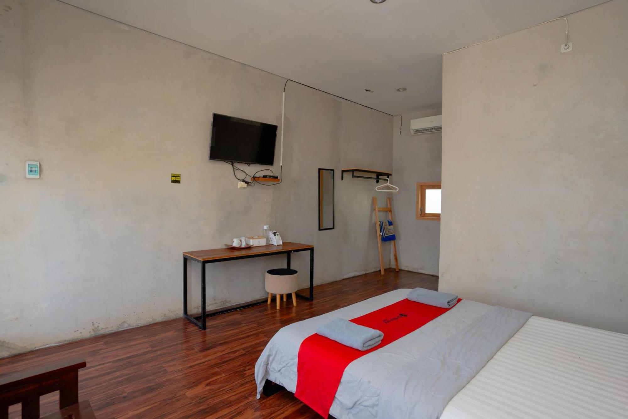Reddoorz Syariah Near Lombok Epicentrum Mall Матарам Экстерьер фото