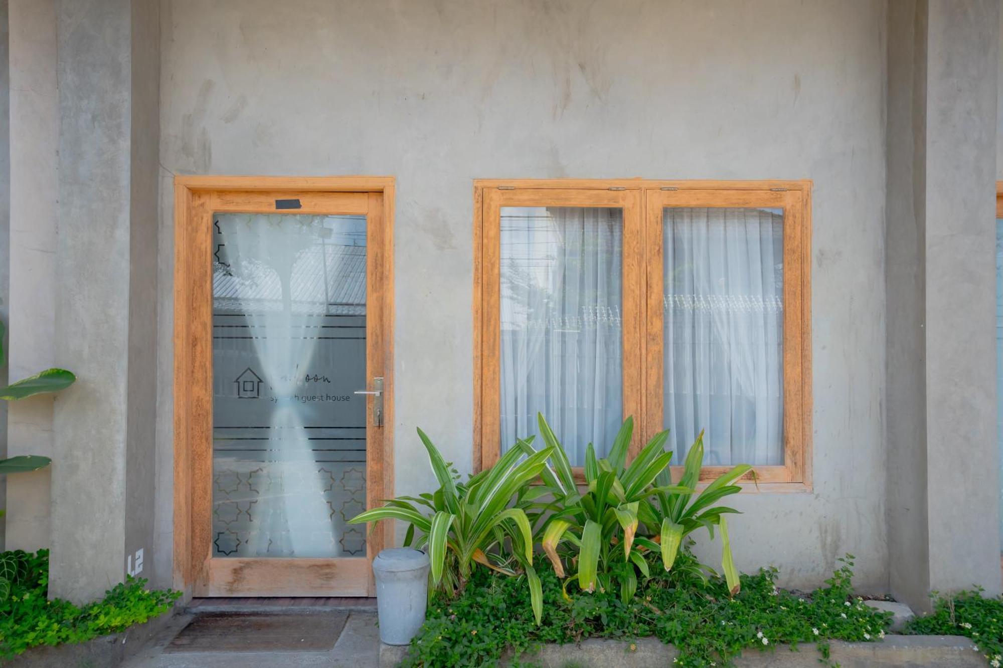 Reddoorz Syariah Near Lombok Epicentrum Mall Матарам Экстерьер фото