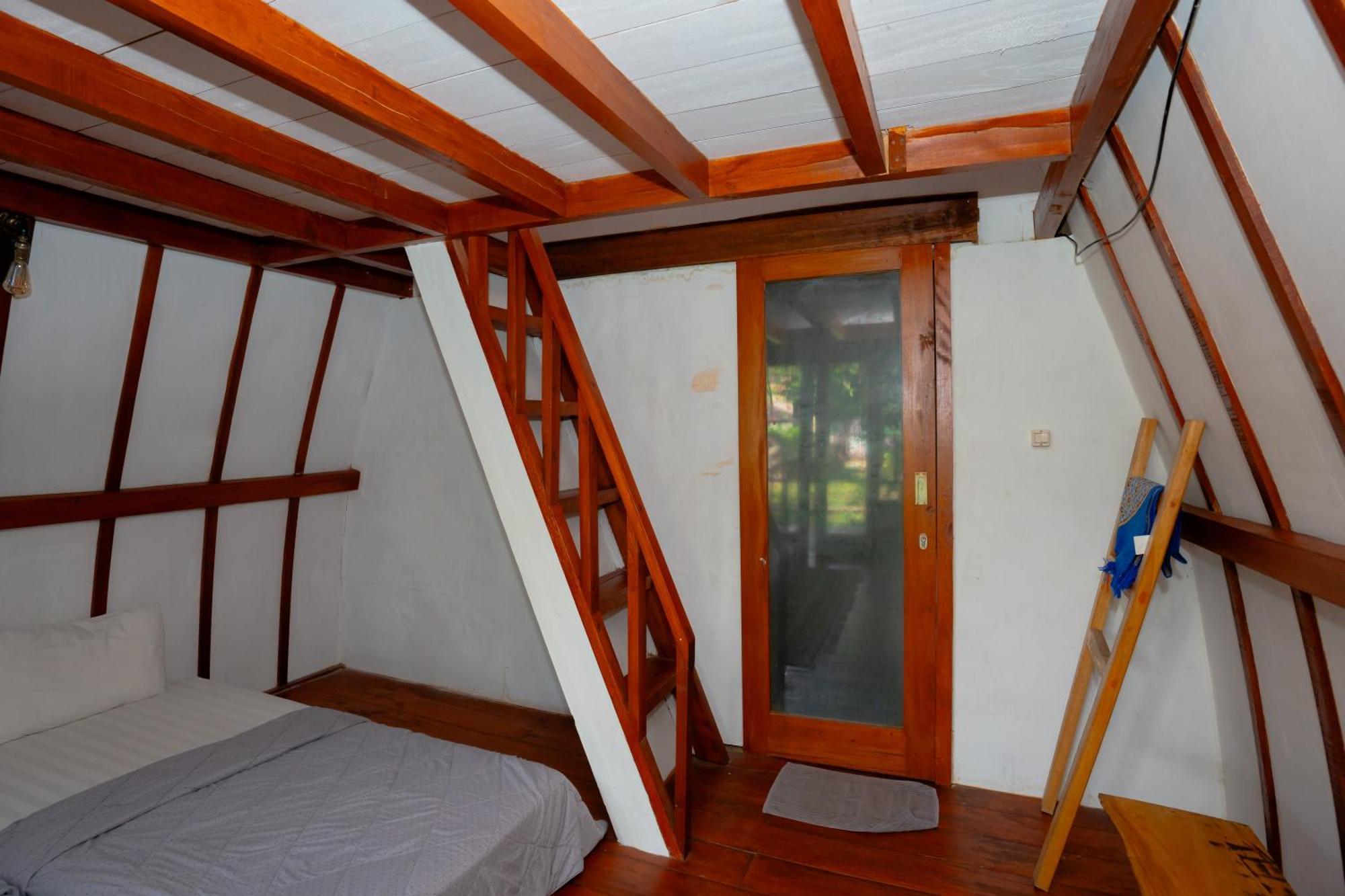 Reddoorz Syariah Near Lombok Epicentrum Mall Матарам Экстерьер фото