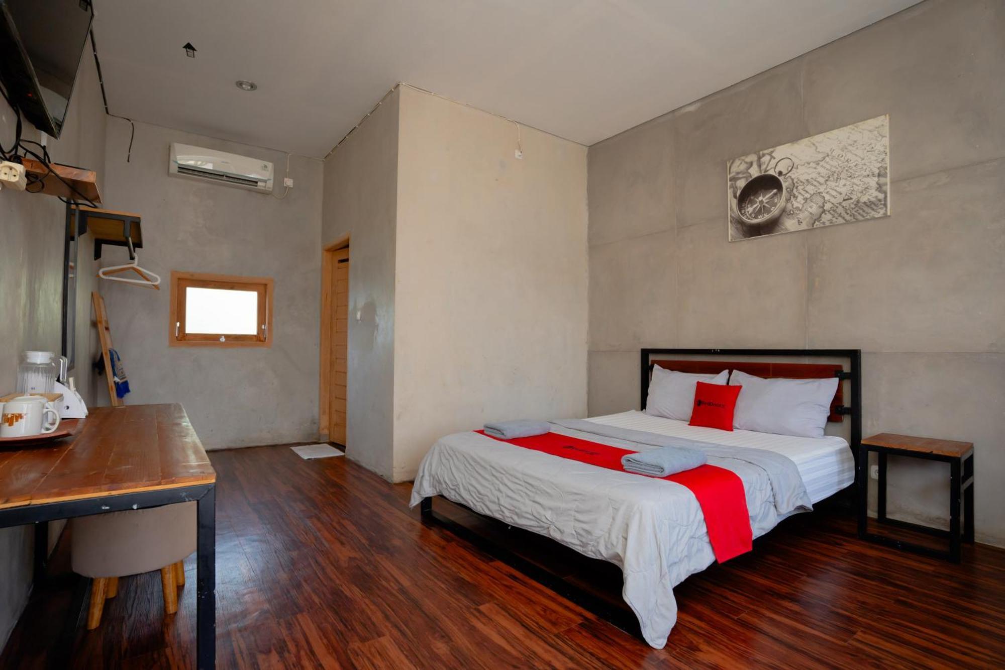 Reddoorz Syariah Near Lombok Epicentrum Mall Матарам Экстерьер фото