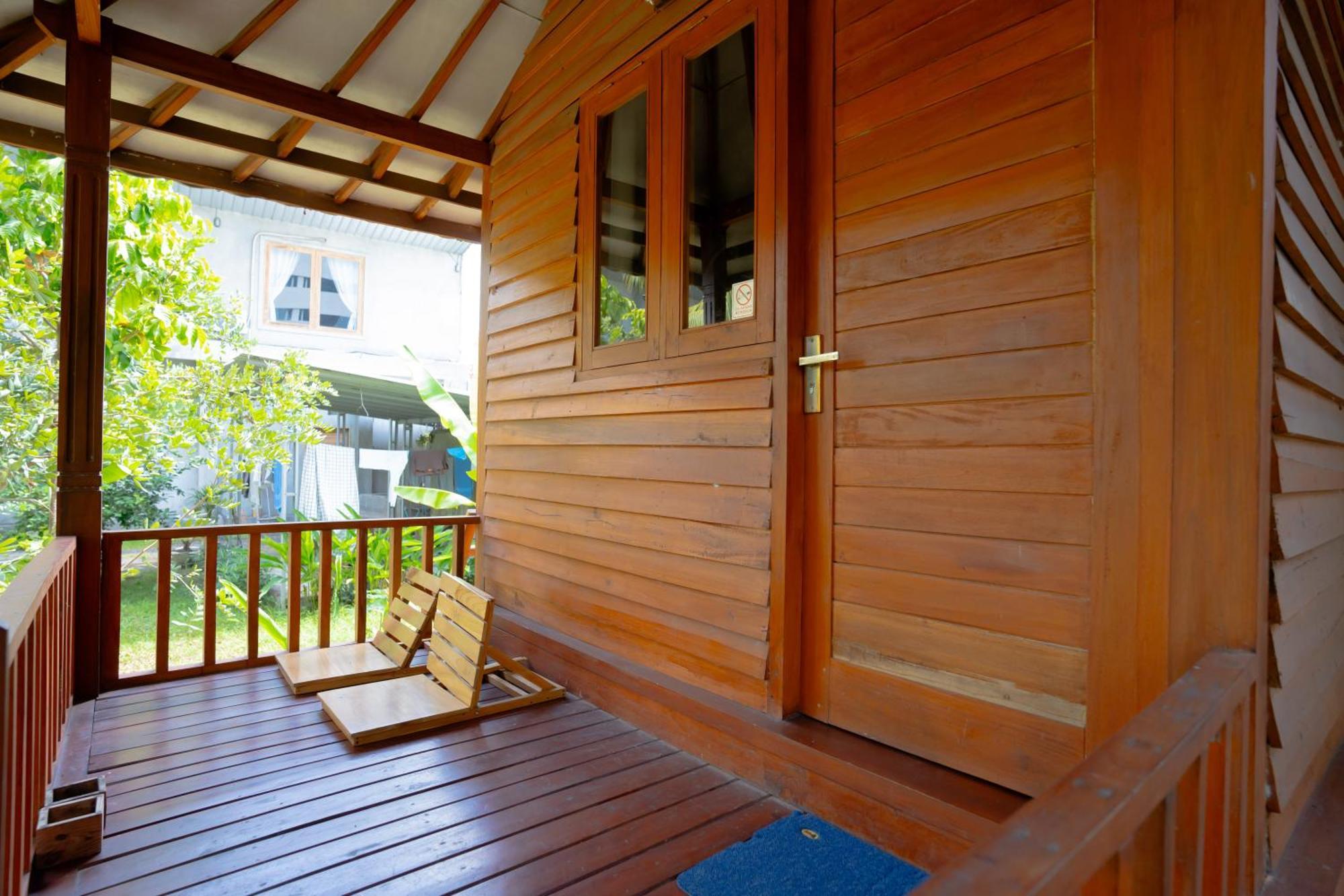 Reddoorz Syariah Near Lombok Epicentrum Mall Матарам Экстерьер фото