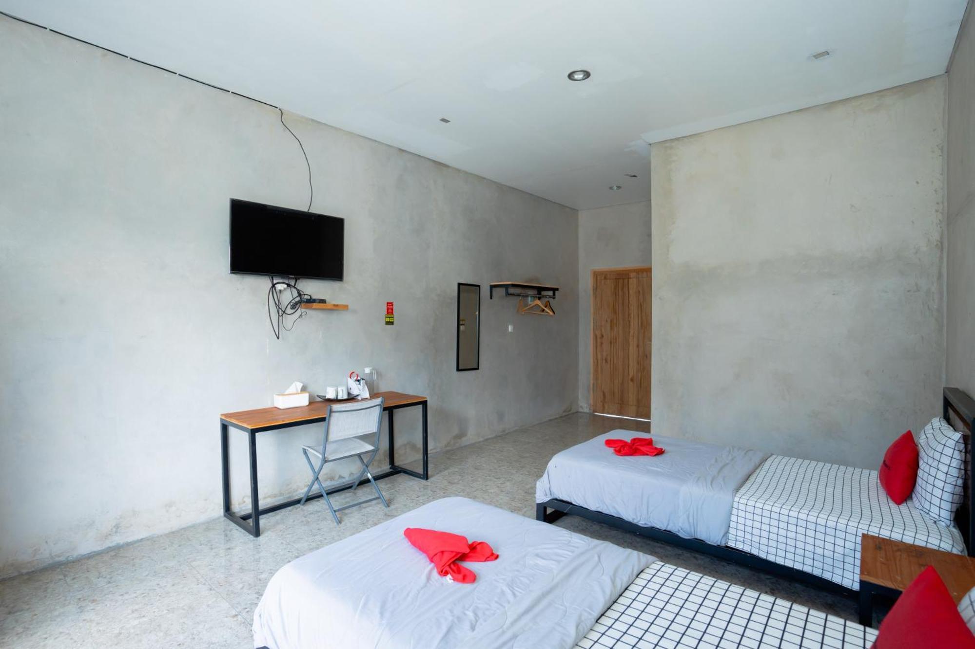 Reddoorz Syariah Near Lombok Epicentrum Mall Матарам Экстерьер фото